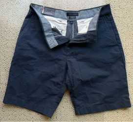 New Tommy Hilfiger Men’s Navy Short w White Polka Dot Print, Size 30, 100% Cotton. Stylish & Comfort!