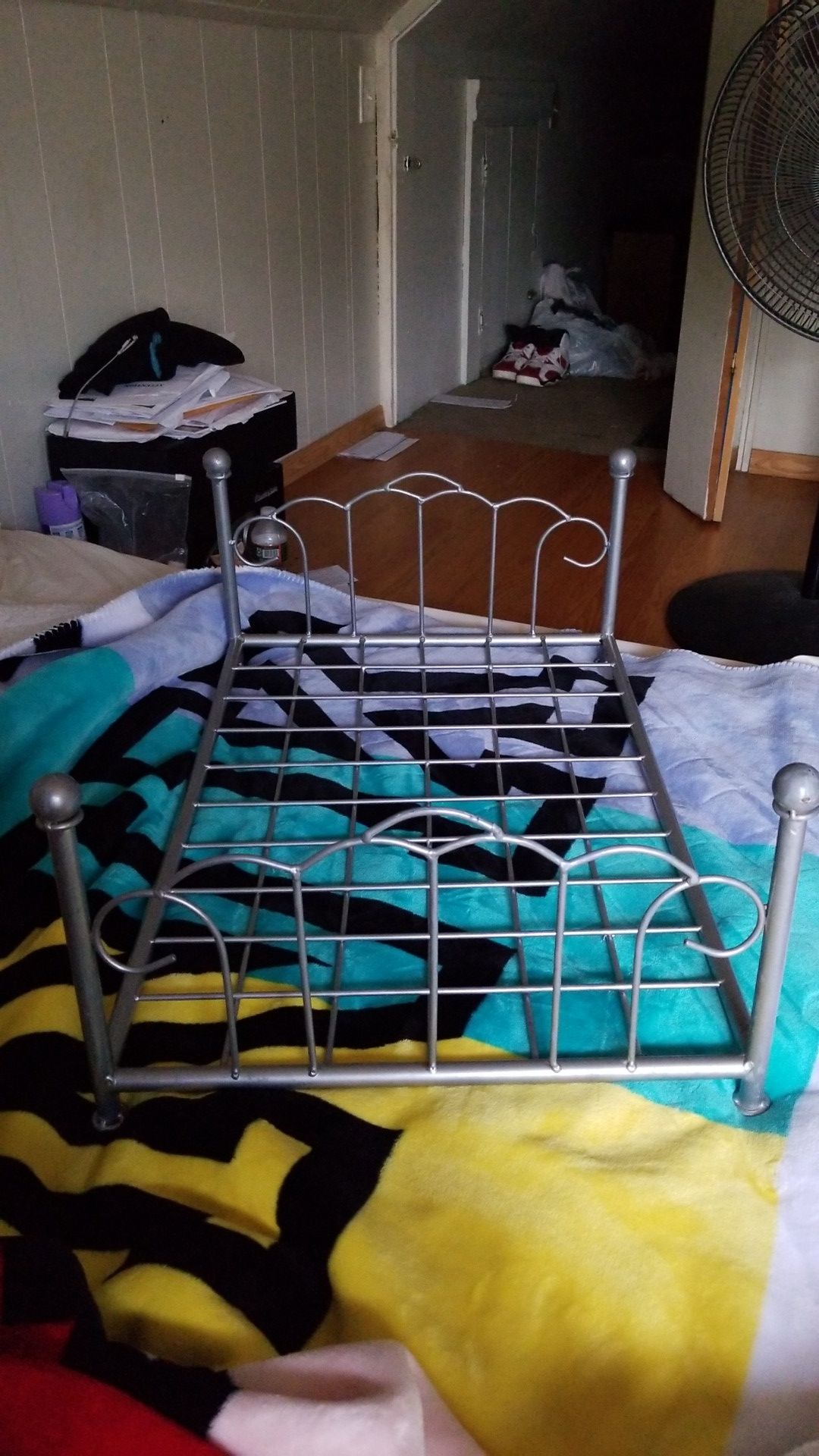 metal frame dog bed