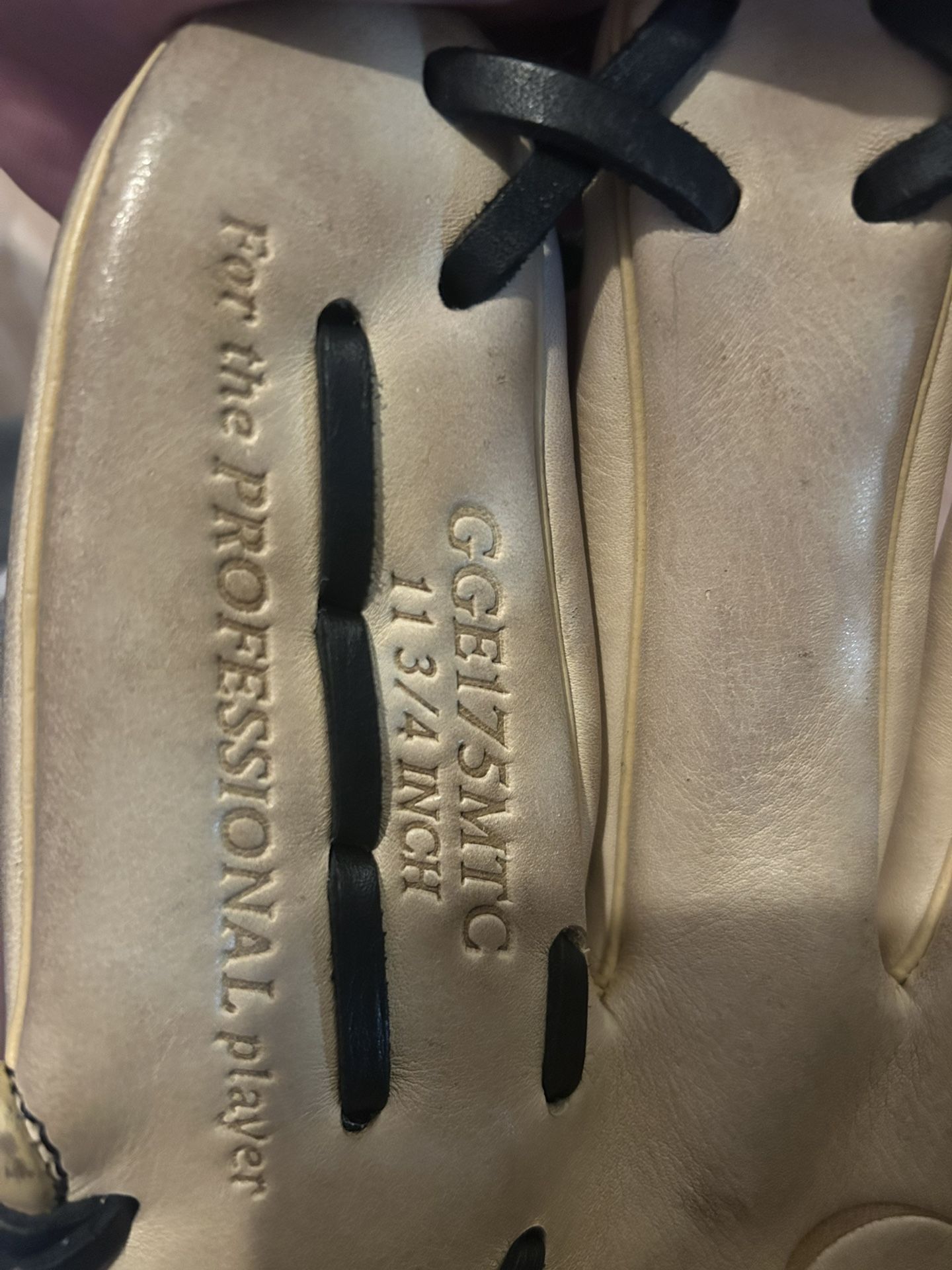 a Rawlings GG Elite Series 11 3/4” baseball glove