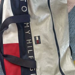 Vintage tommy hilfiger duffel