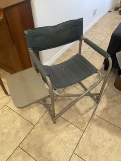 Collapsible Beach Chair w/ Drink Tray