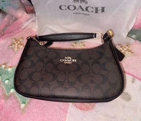 Brand new Coach Teri shoulder bag