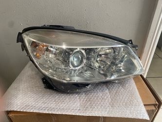 2008-2011 Mercedes Benz C class Right Headlight