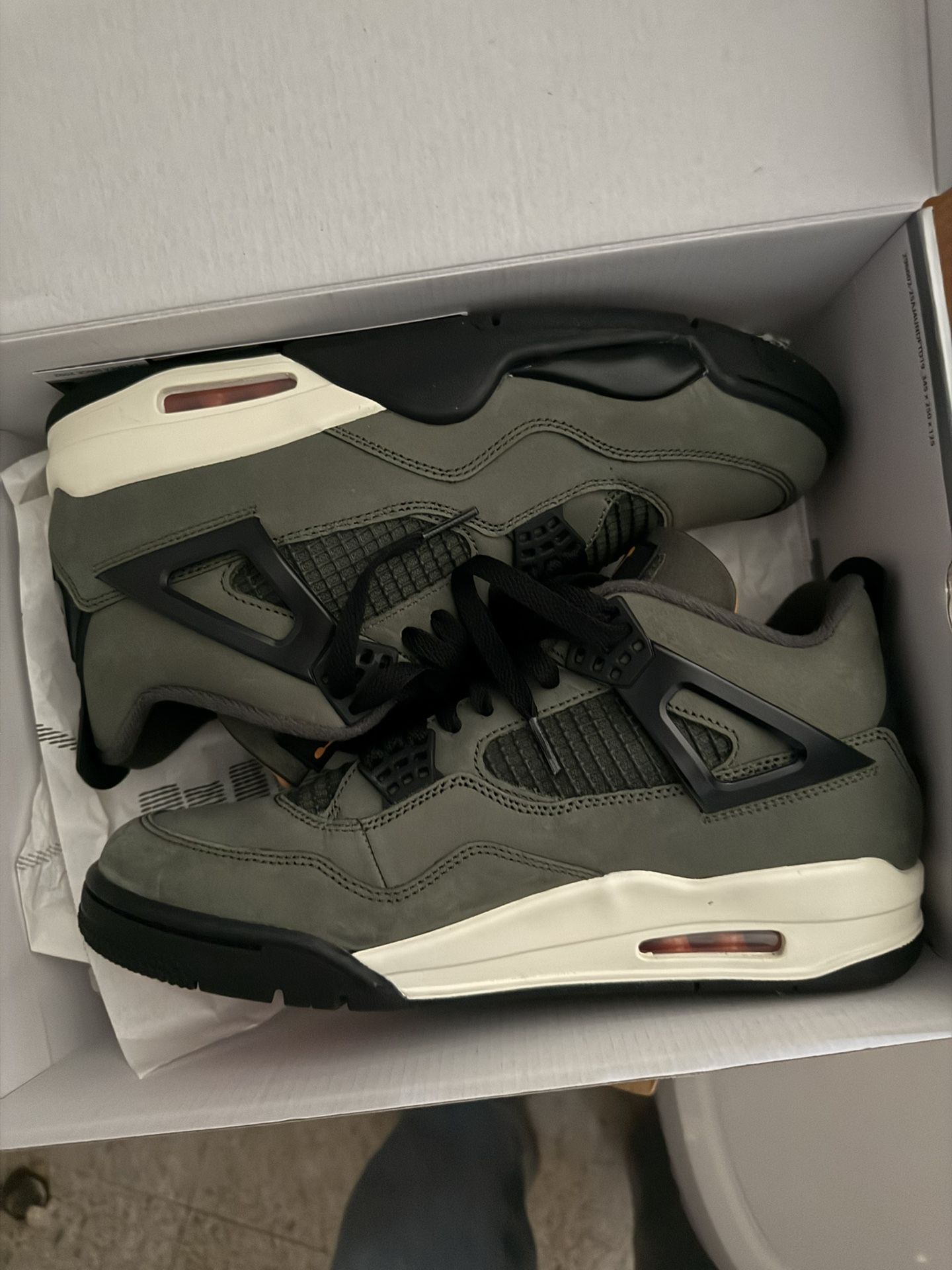 Jordan 4 Undefeated Worn 1X