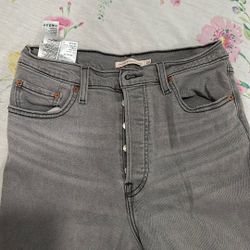 Levi’s Ribcage Ankle Jeans 