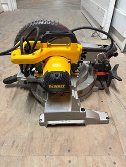 Dewalt 10” miter saw with extra blade
