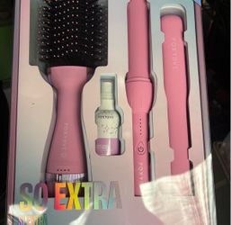 FoxyBae "So Extra" limited edition hair styling set, featured in a blush pink color.