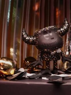 Mischief Toys Gastley Coven Exclusive Silver & Gold Celebration  LE230
