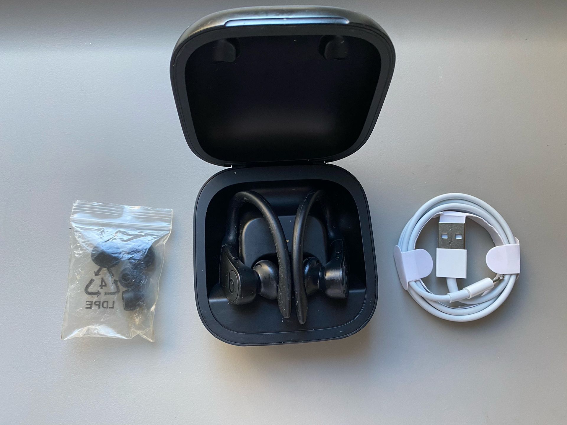 Powerbeats Pro Wireless Earbuds 