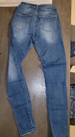 Size 7 Women's Wax Jeans