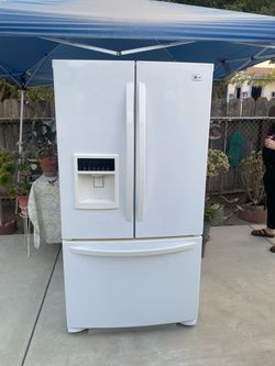 LG French Door Refrigerator - White - Clean & Works Great