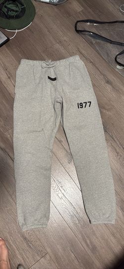 Essential sweatpants