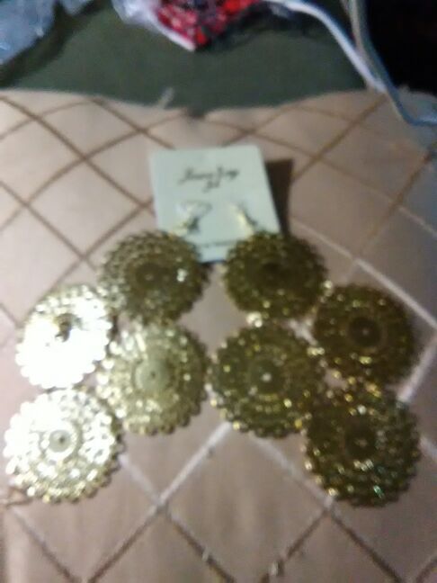 New earrings Gold