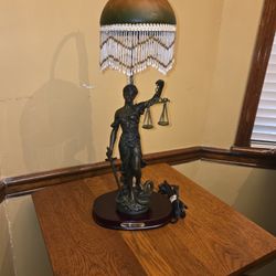 Vintage* Antique* Crosa Collection Lady Justice Lamp