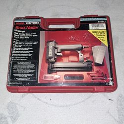 18 Gauge Sears Craftsman Pneumatic Brad Nailer With Storage Case And Box Of Brad Nails