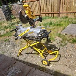 Dual Bevel Dewalt Saw