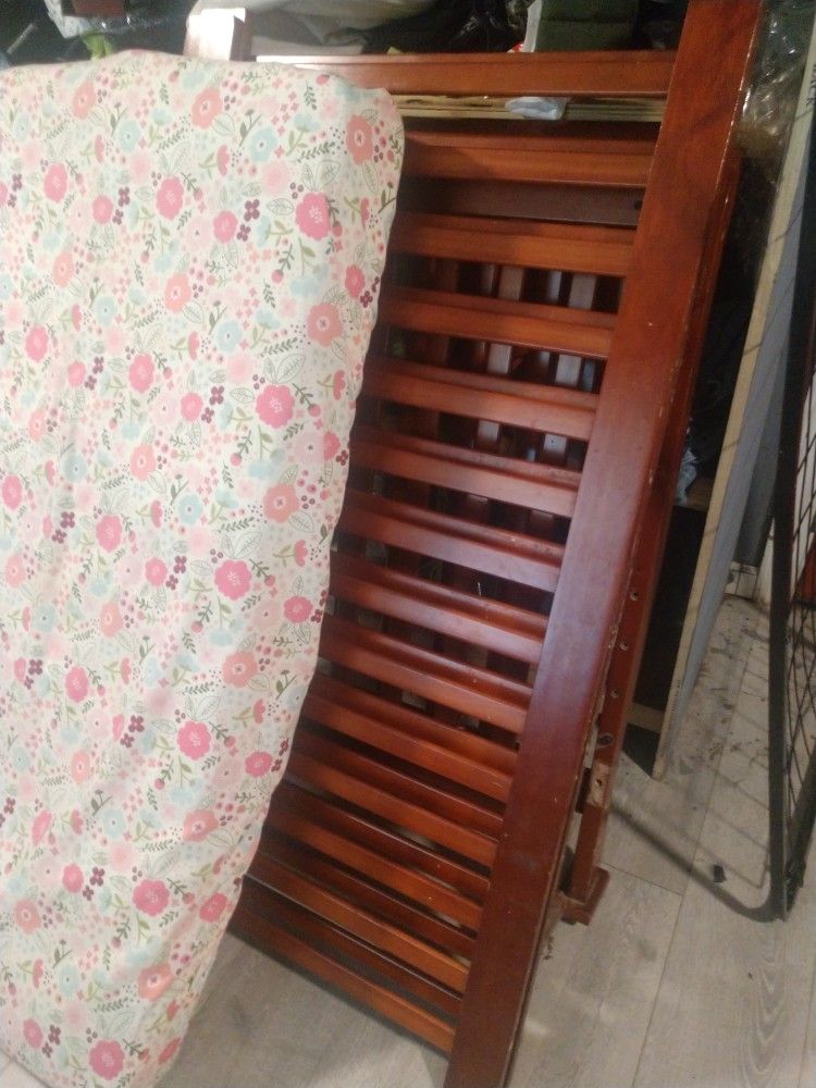 Free Baby Crib