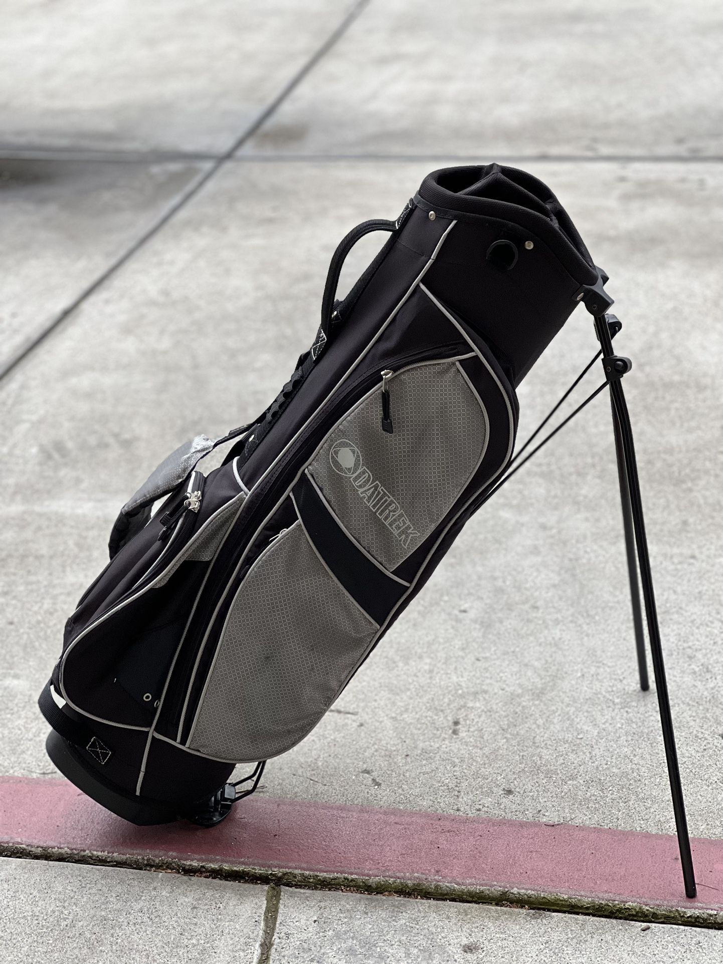 Datrek Quiver Golf Stand Bag for Sale in San Jose, CA OfferUp