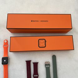 Apple watch Hermes series 4 40mm in good used condition