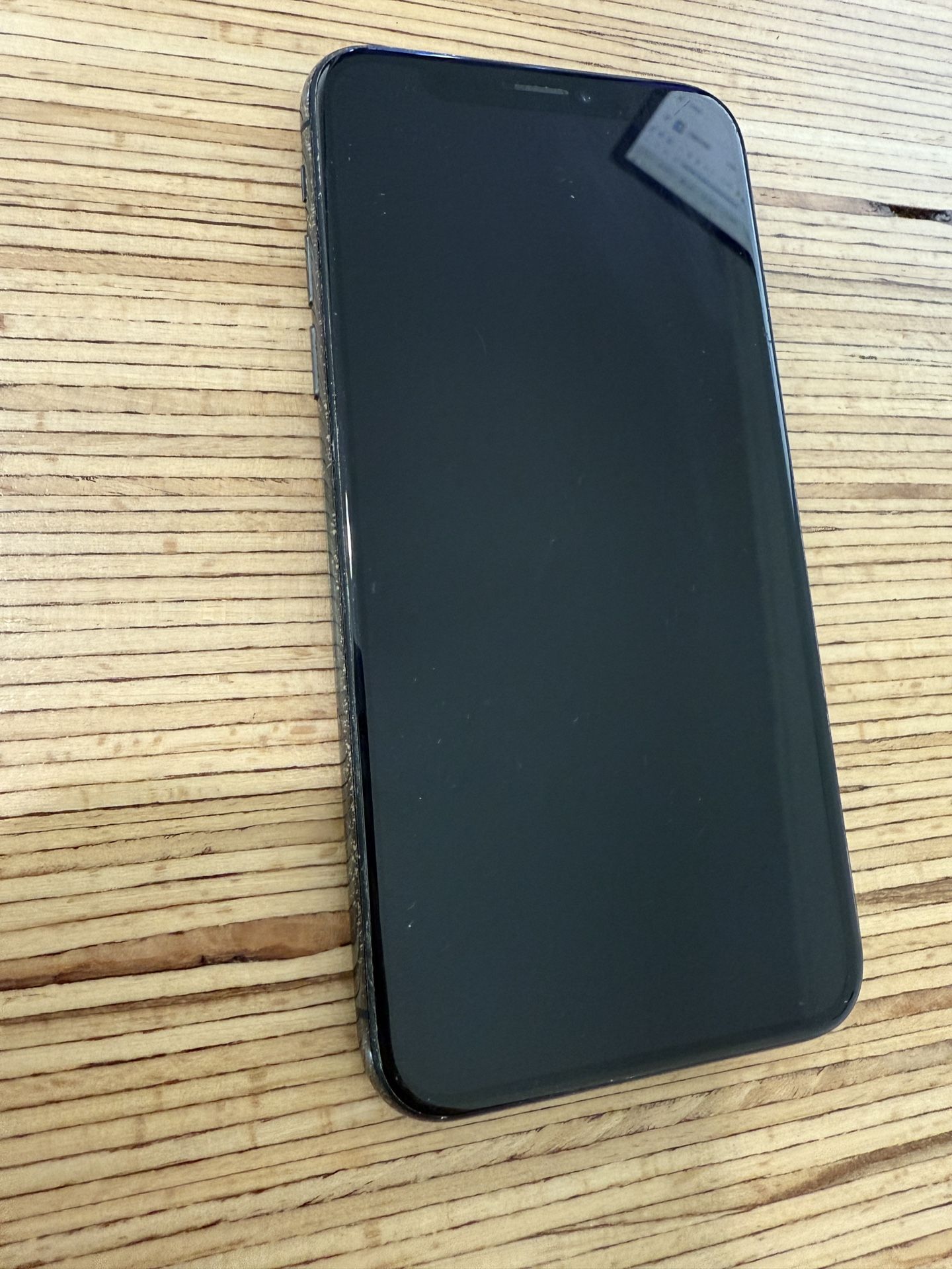 iPhone X Pro | iPhone 10 Pro (cracked back)