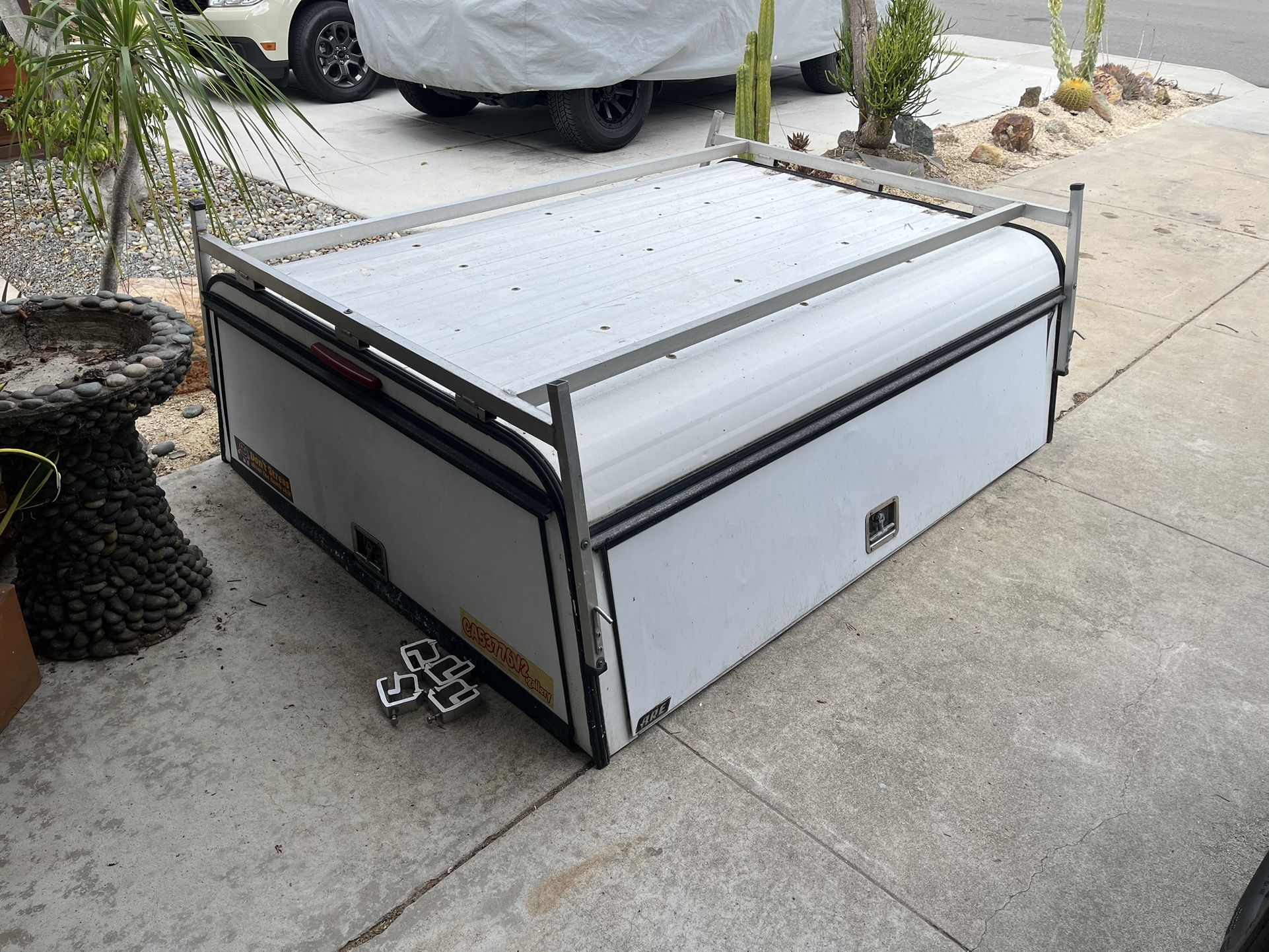 ARE Utility Camper Shell 