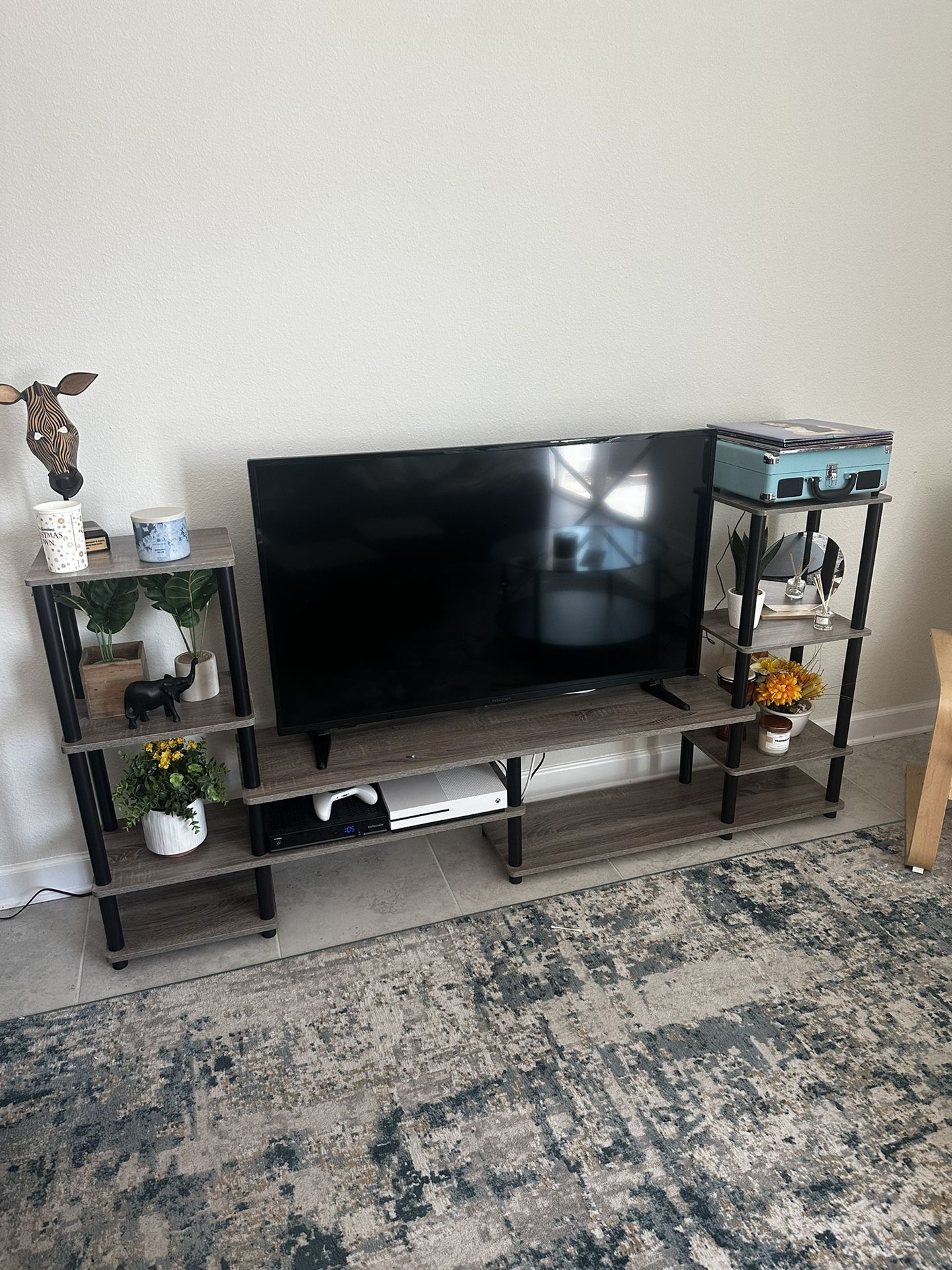 TV Stand And End Tables 