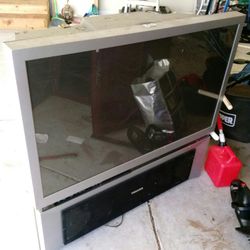 Toshiba TV - 50 inch