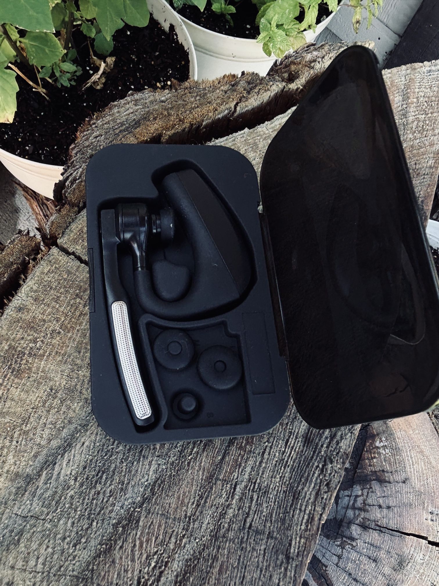 Earbud Ear hook
