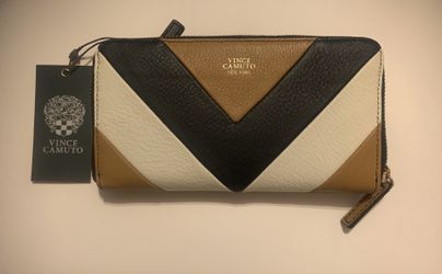 Vince Camuto genuine leather wallet new with tags