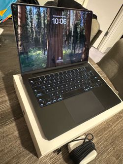 MacBook Pro 14 M4 1 tb storage 16 gb ram