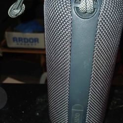 ONNI Bluetooth PORTABLE SPEAKER