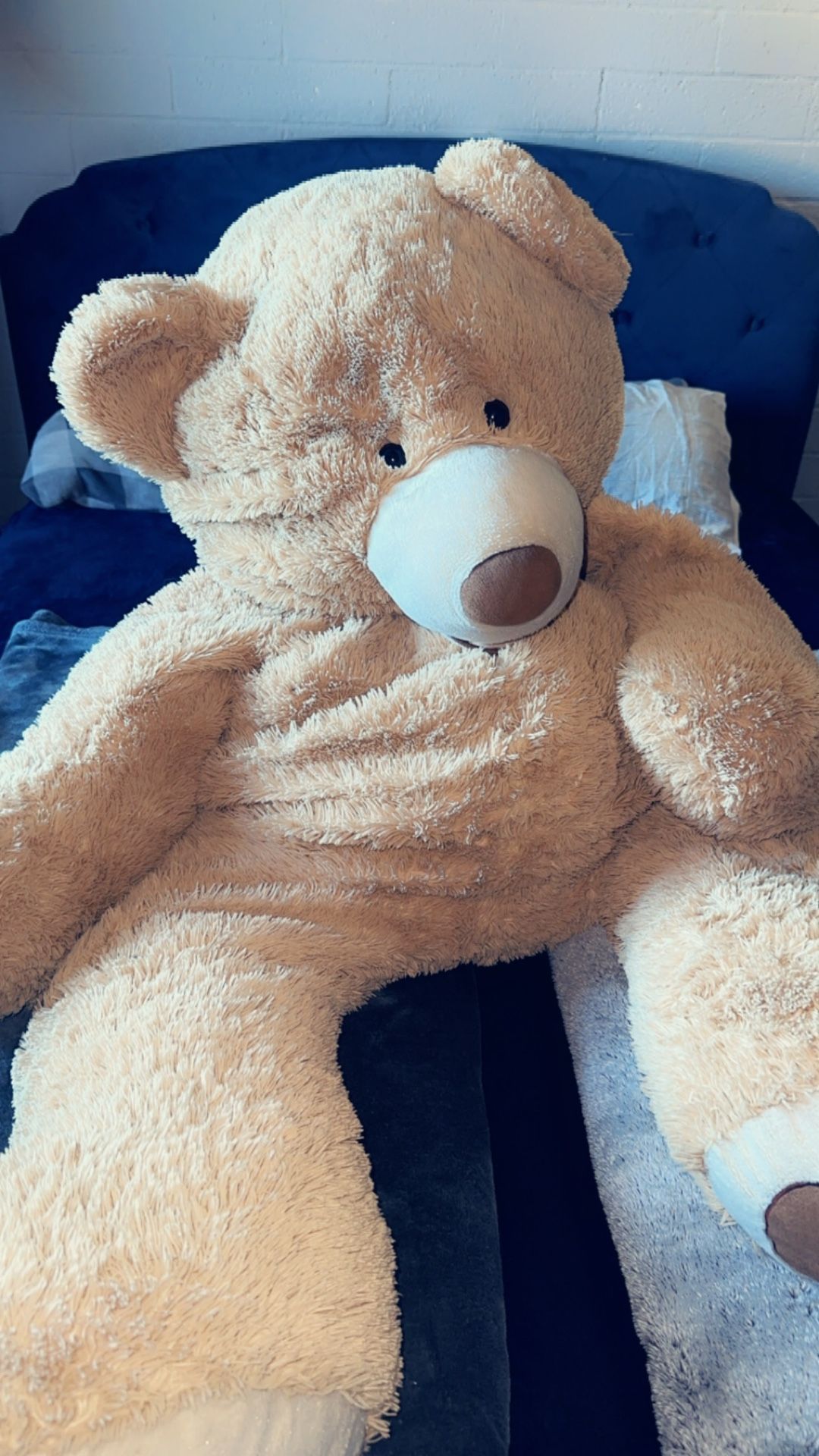 giant teddy bear