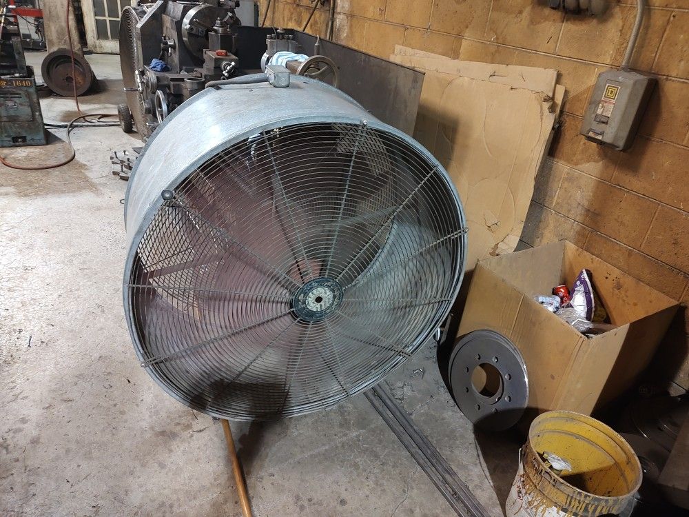 Lg. Shop Fan