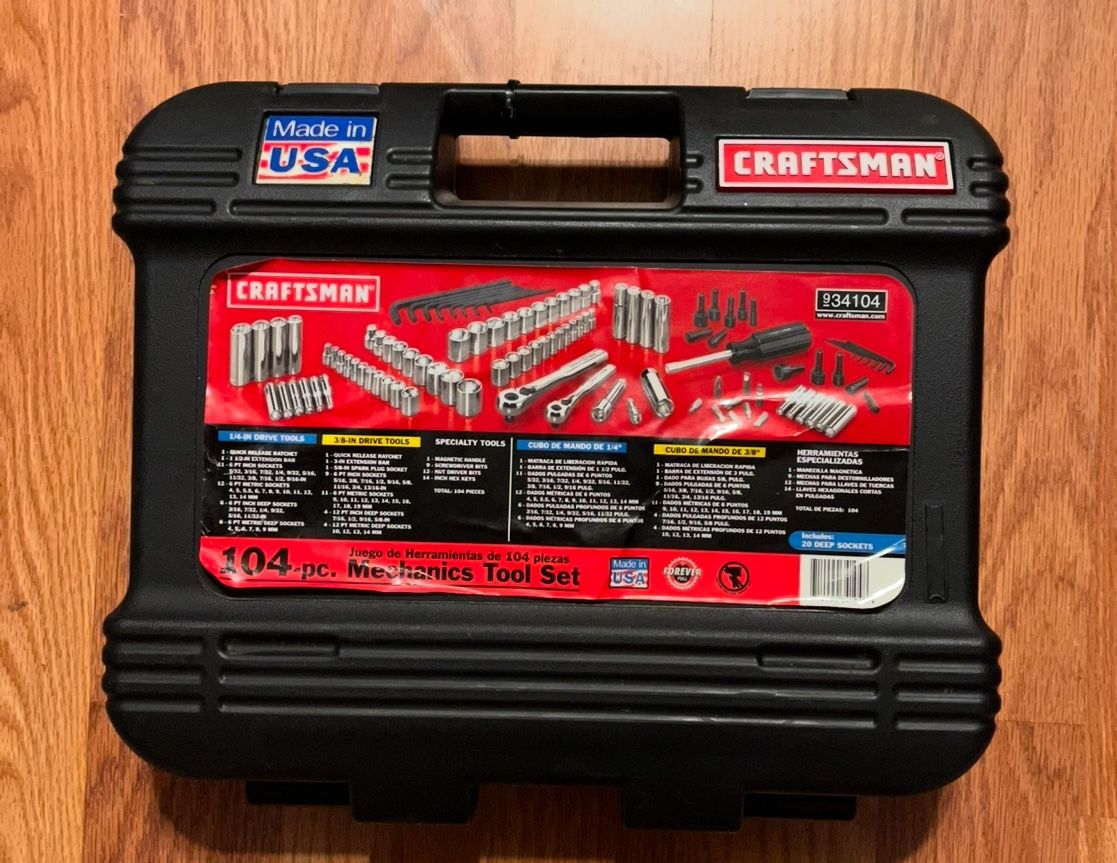 New Craftsman 104 piece Mechanic Tool Set