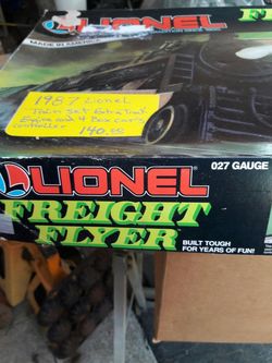 Lionel freight flyer from 1987 complete nice condition see our other items on my sight