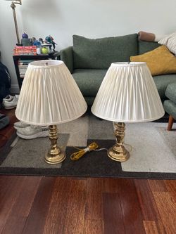 2 gold and cream lamp set