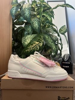 Adidas Continental 
