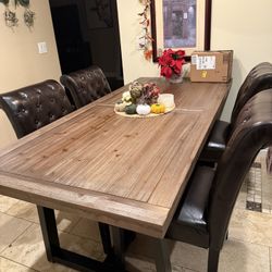 Dinner Table Like New 