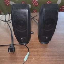 Logitech S-120 Computer Speakers 