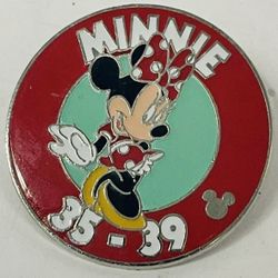 Disney Cast Lanyard Minnie Mouse Parking Lot Sign 35-39 Pin