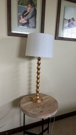 Table lamp