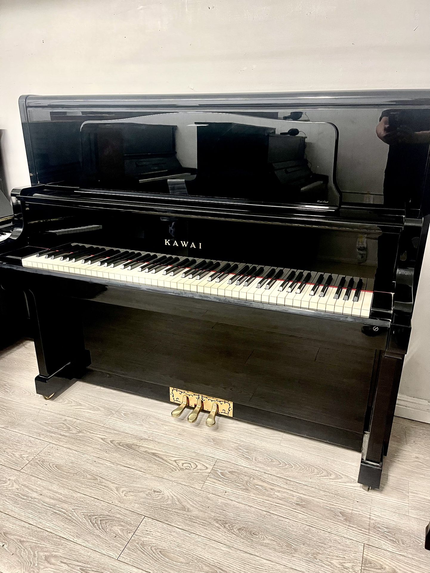 Like New 1992 Kawai 52” Upright KDX900 Piano Free Delivery 