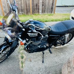 2012 Triumph Bonneville T100