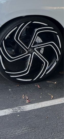 28” rims and tires