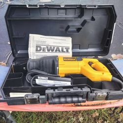 DeWalt Power Saw Dw304p Like New!