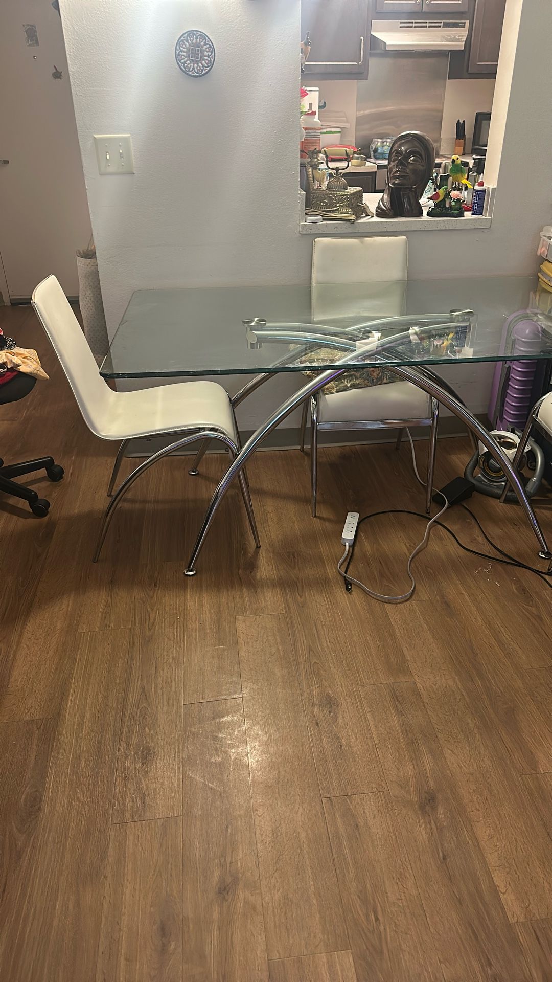 Mesa Con 3 Sillas