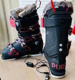 Women’s Ski Boots With Heater