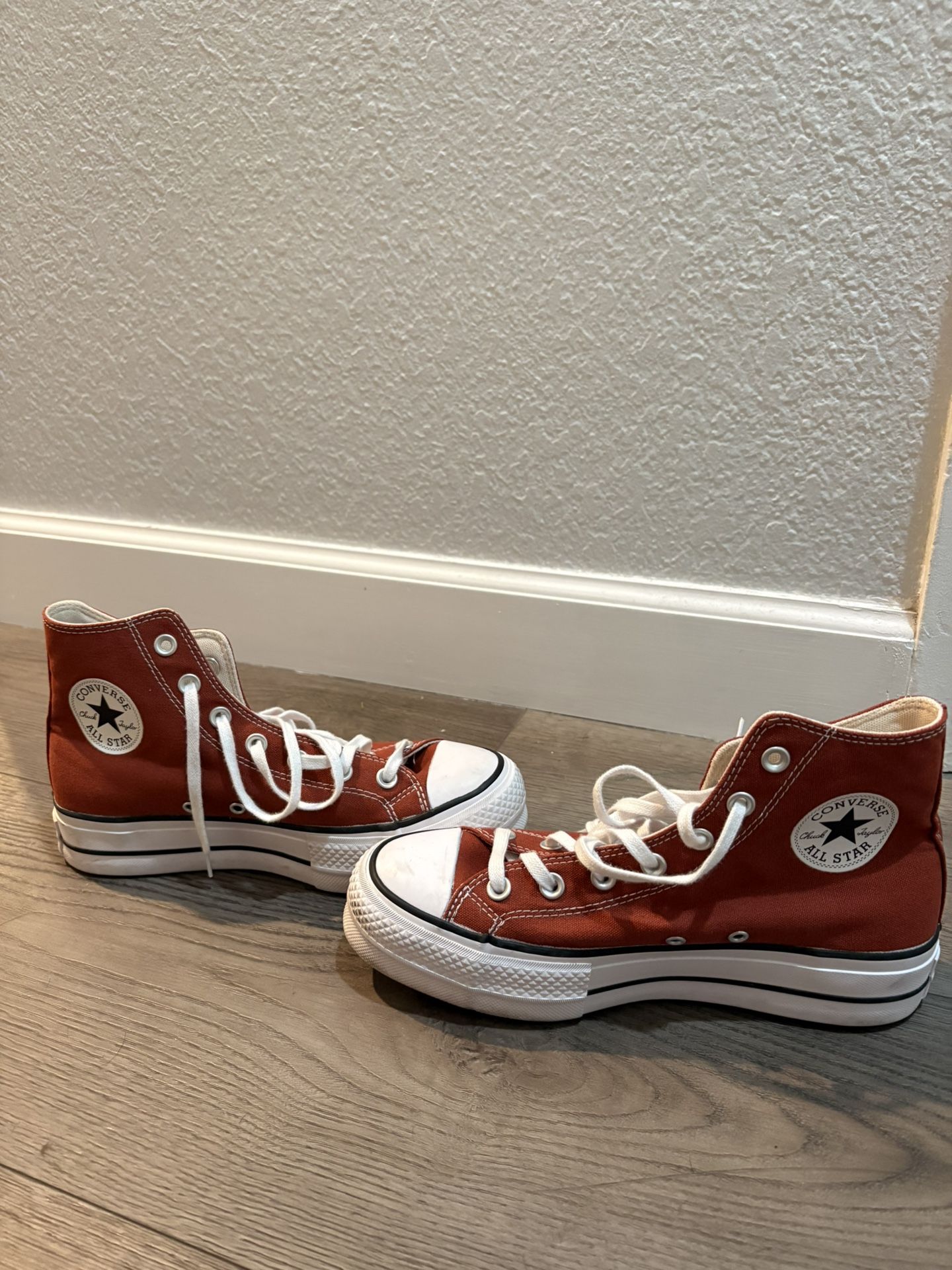 ROTTEN APPLE/WHITE/BLACK :High Top Platform Converse 