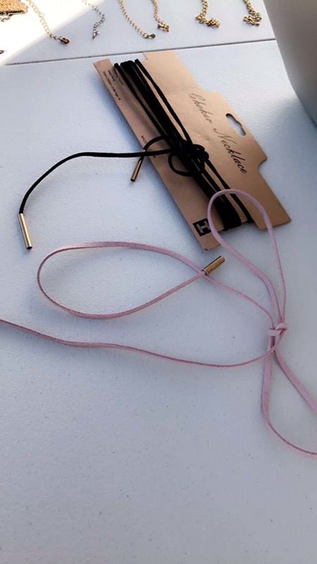 Long lace chokers π