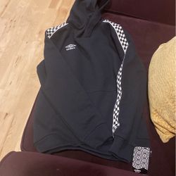 Boys Sz Medium Umbro Sweatshirt 